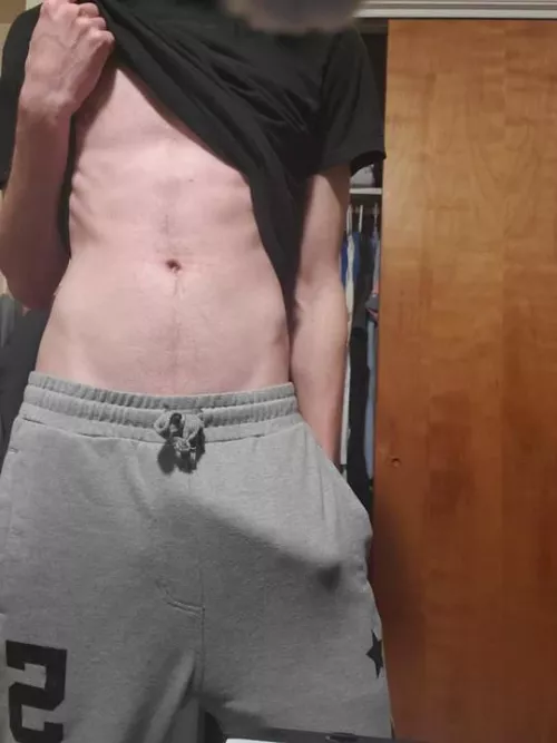 I hope I don’t distract other gym-goers by CollegeStudents22