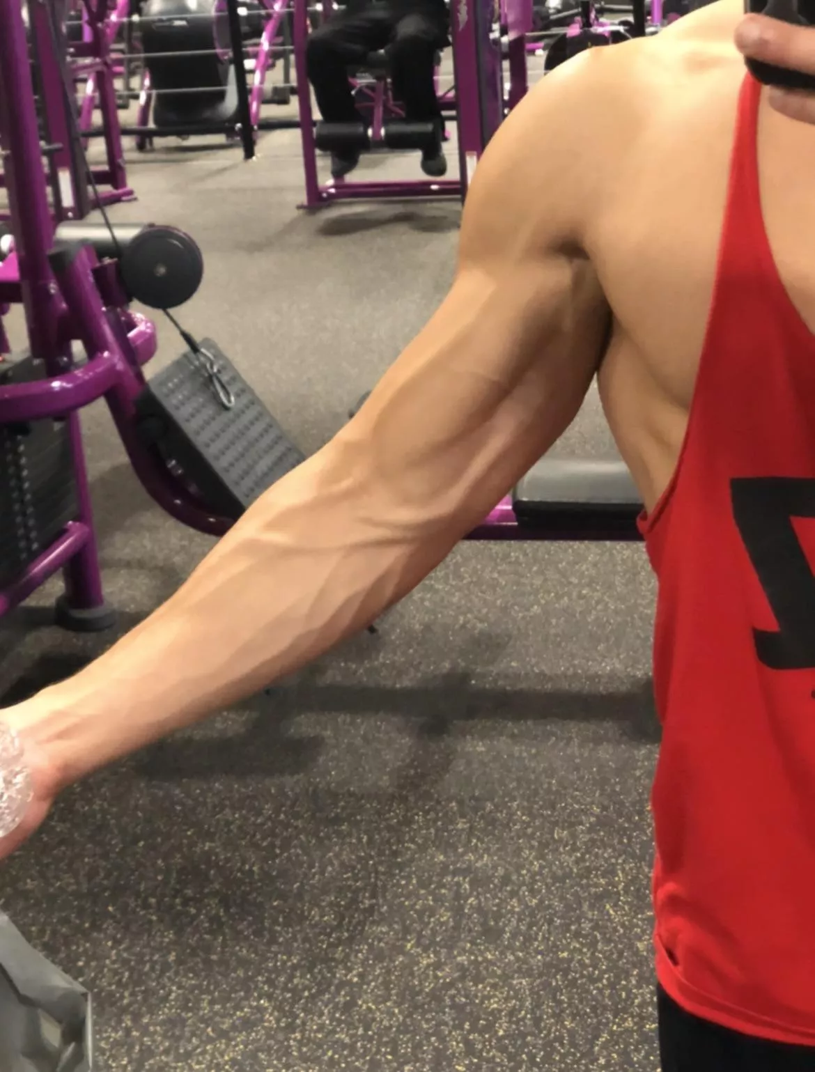 I love showing off my forearms at the gym 😈😎 posted by TheeGuyDerek