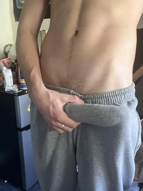 it’s hard for me to contain my 18 y/o cock by AwesoMetass