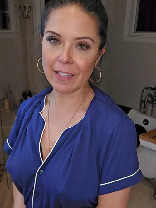 My mild mom pajamas [f] by maynardpoindexter