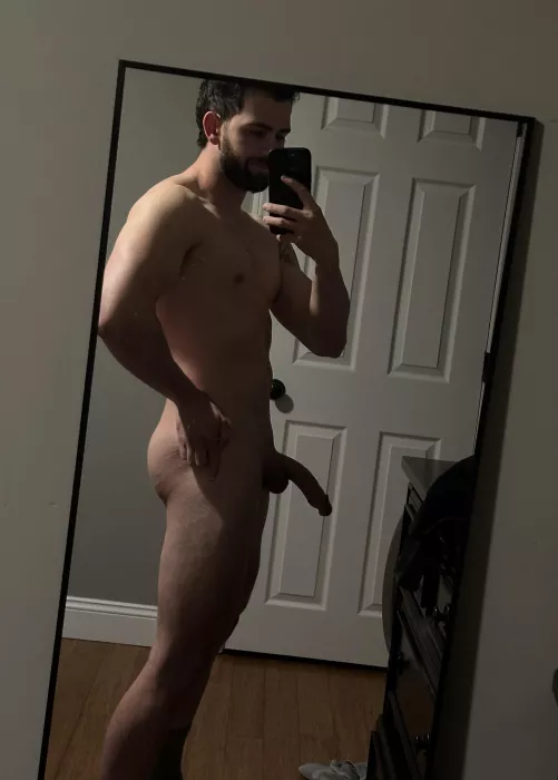 Need someone looking up at me by FitDylannn