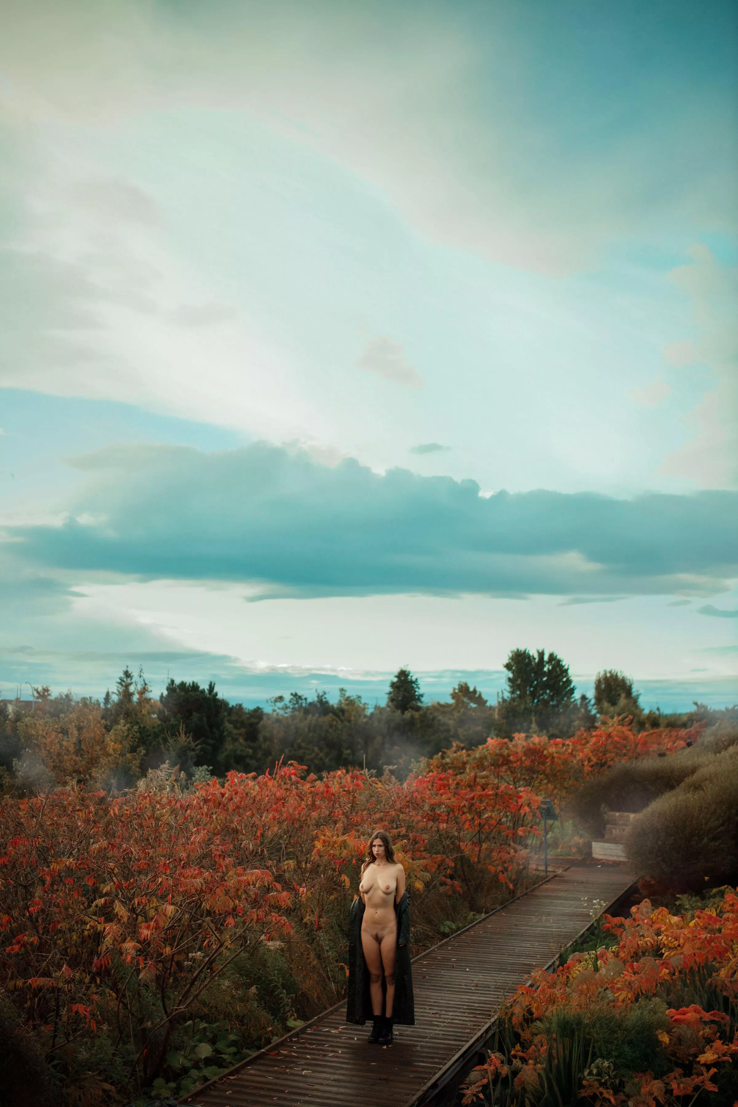 Quick nude photo on a trail posted by modeladventurer