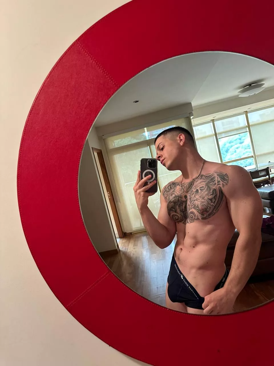 Round and roundddd posted by itstroyleblanc