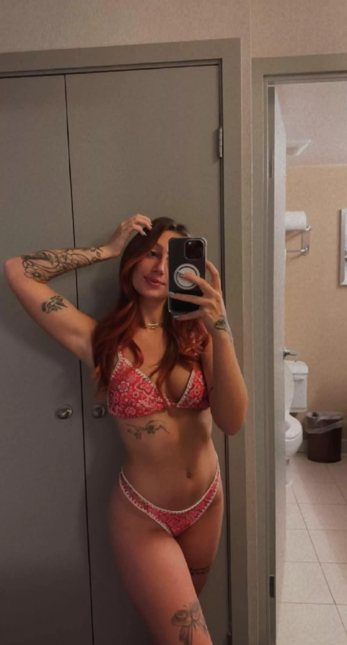 showing you my midriffs posted by sweetlove273