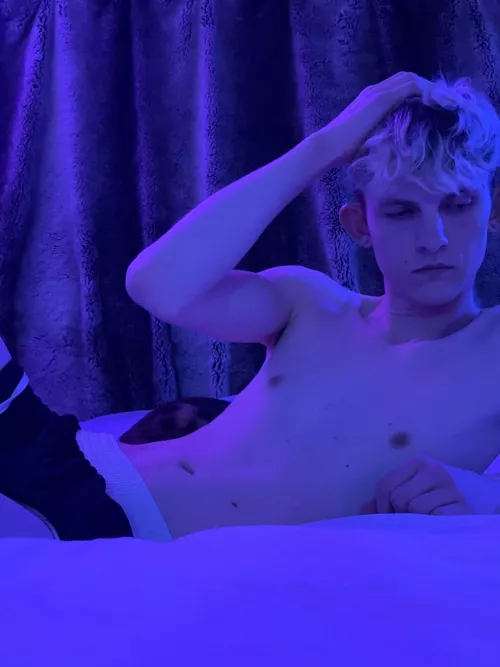 Still a twink? I need validation 😮‍💨 by vaca_boi