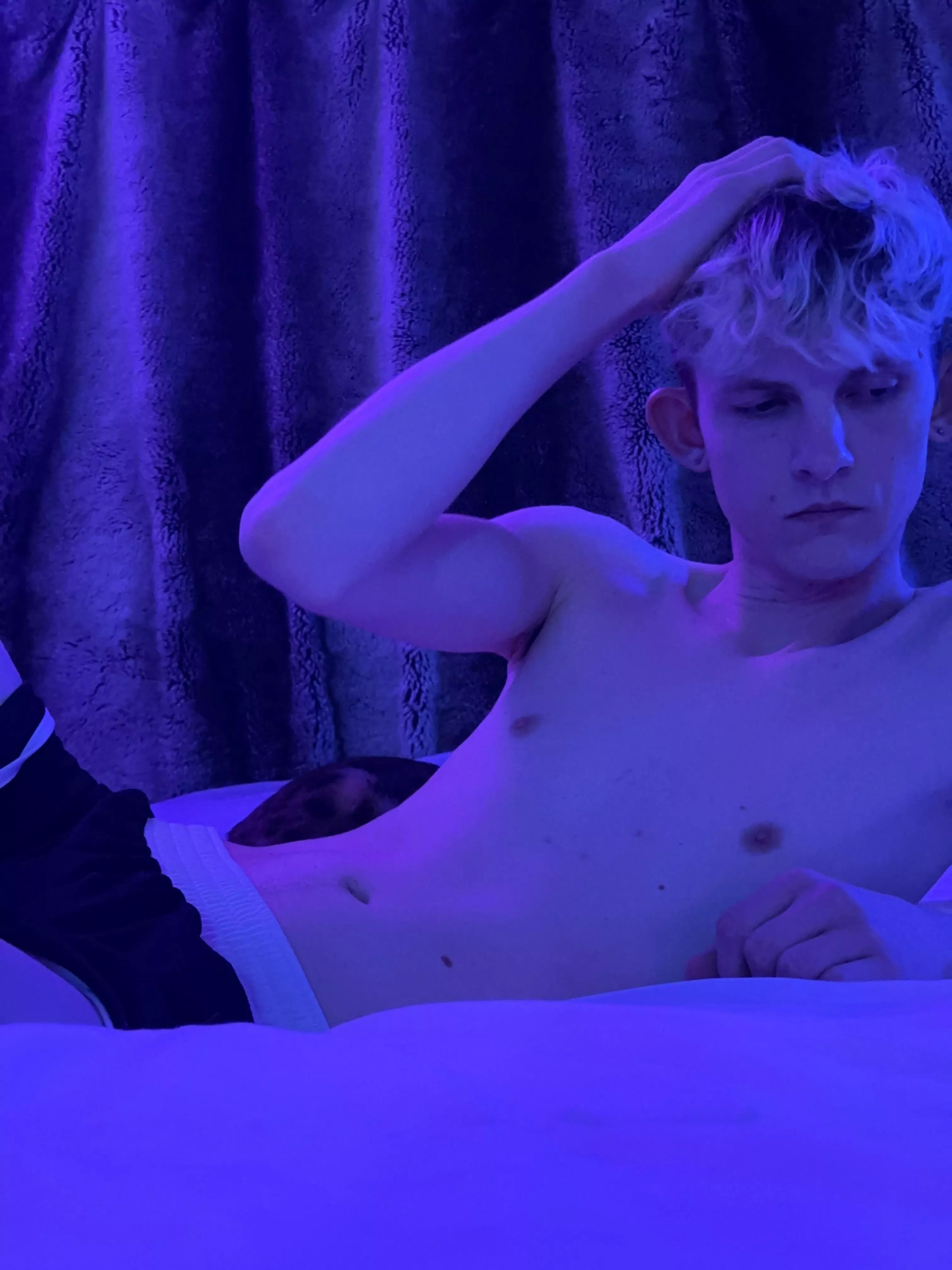 Still a twink? I need validation 😮‍💨 posted by vaca_boi