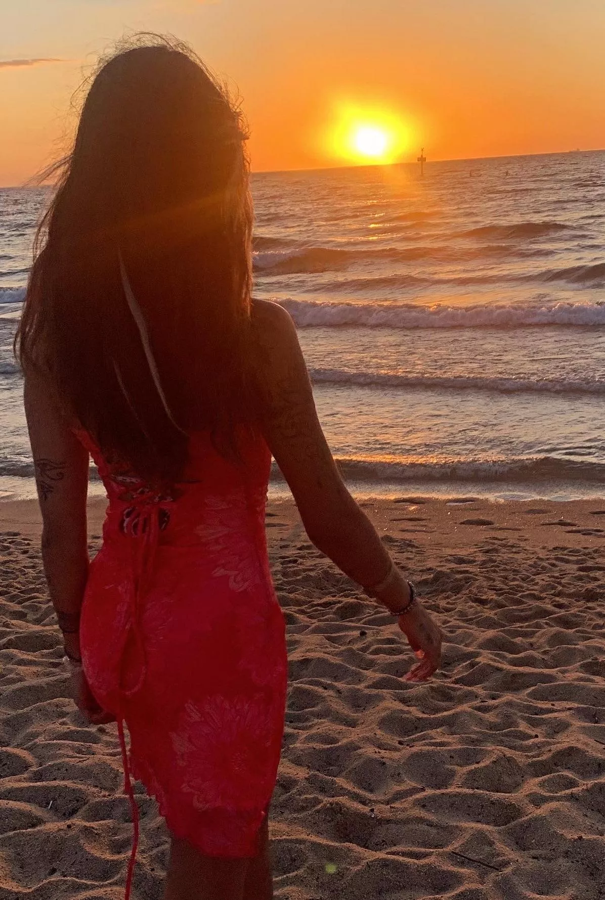 Tell me your actual dick size and I will tell you if i can handle it posted by sobeautiful_x