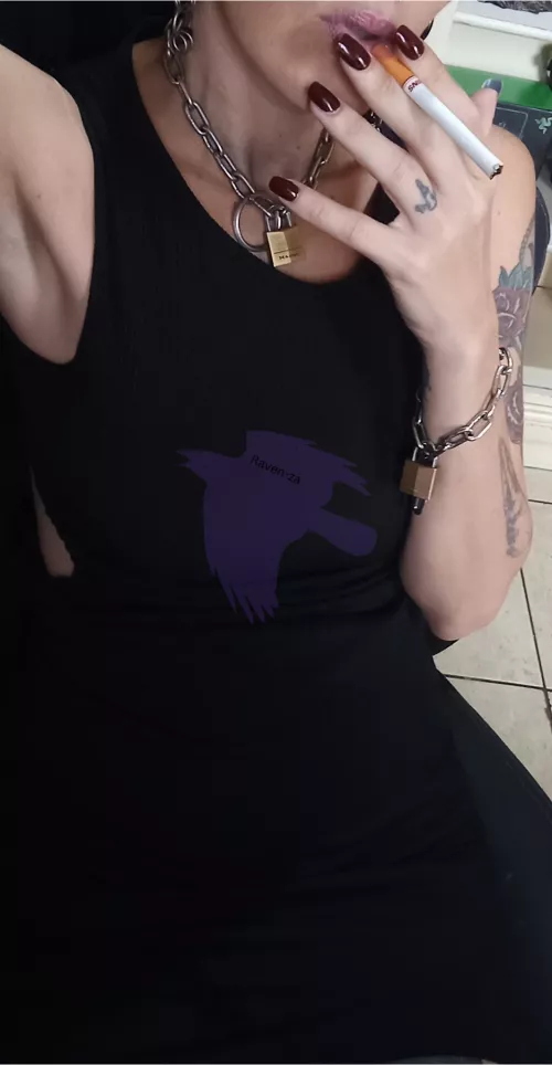 Time for a much-needed smoke break... by Raven_rsa