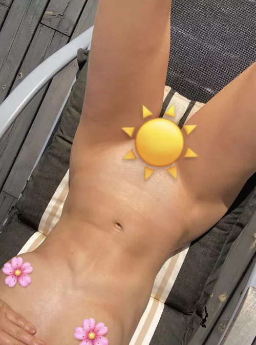 Vill du spruta ner..jag menar sola med mig? 😇☀️👑 by missgoddess100