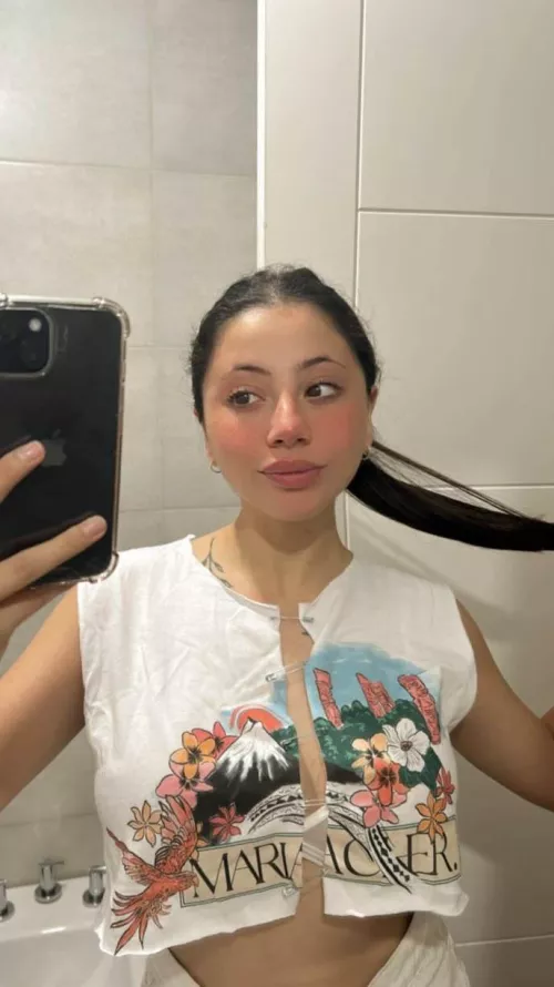 What's your take on white crop tops.. are they cute on me??? by Unlikely-Weakness-20