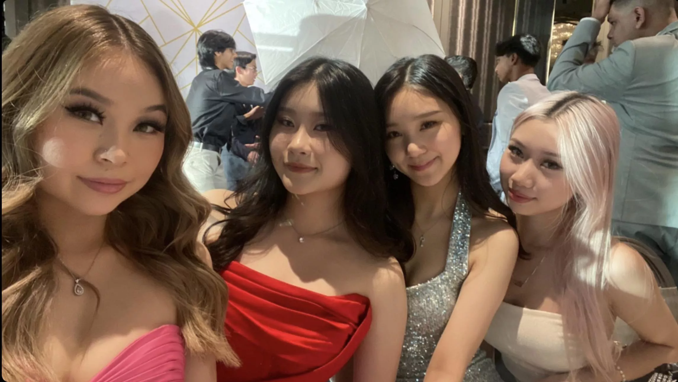 Which Girls Are You Taking Back For A Threesome? posted by SignalBluee