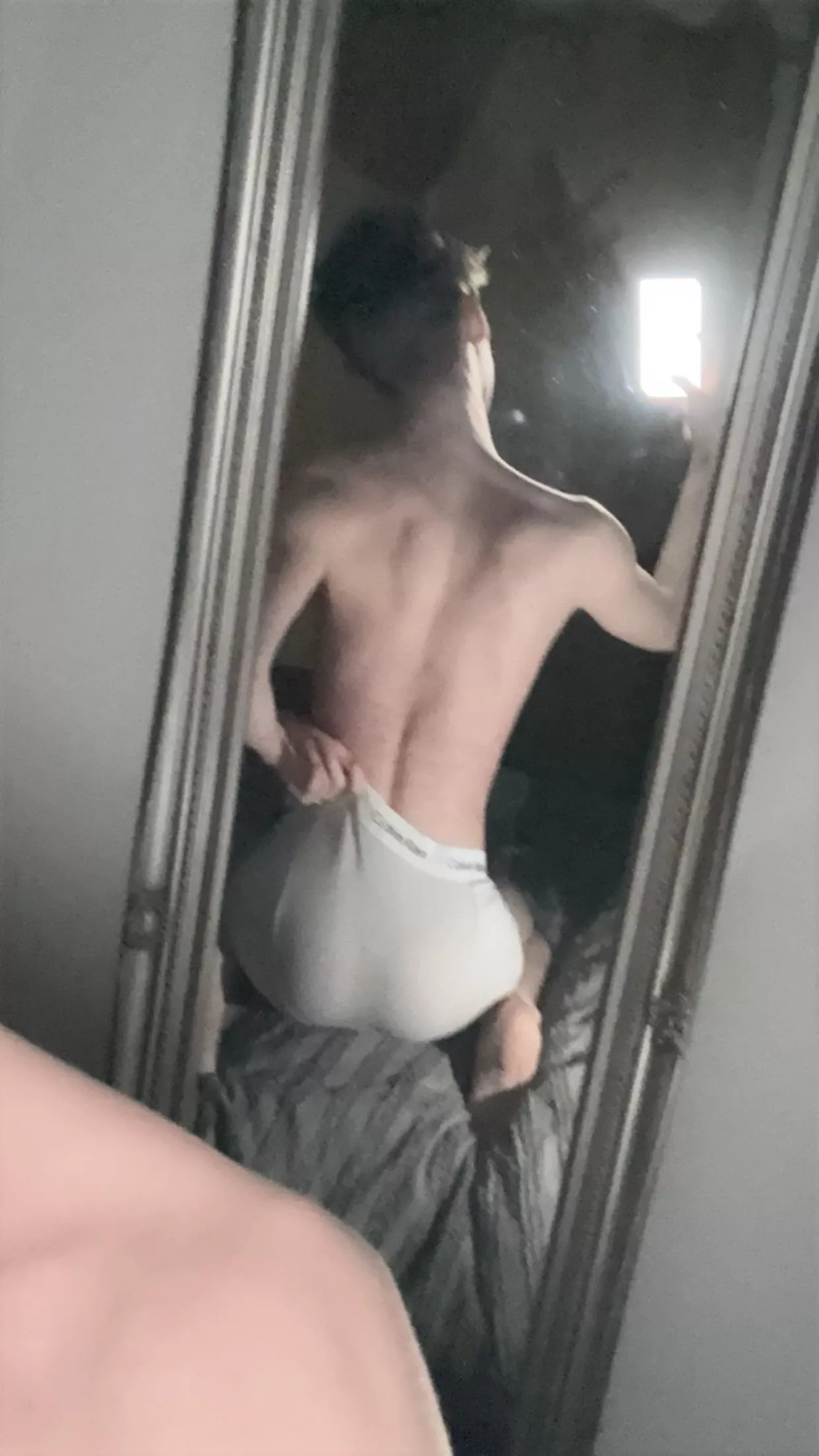 who wants a taste 😈🍑 posted by EvanAdamzx