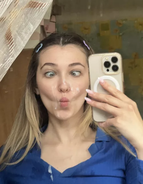 Do you want to cum on my face by Arya_Doll