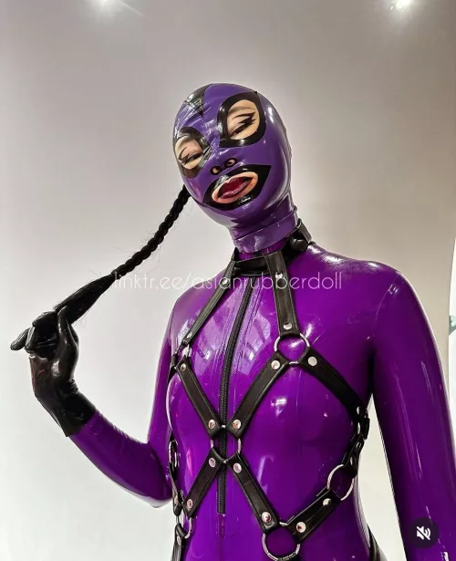 Have a great weekend! 💜 by latex-desire
