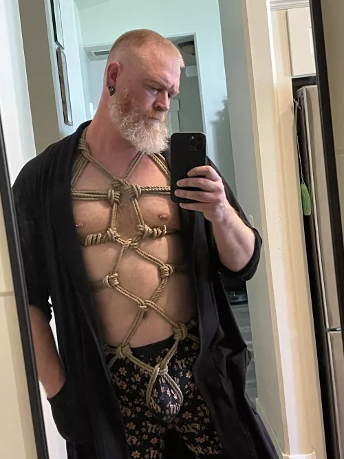 Hishi karada-ish tie. Have a great weekend everyone by cpschel