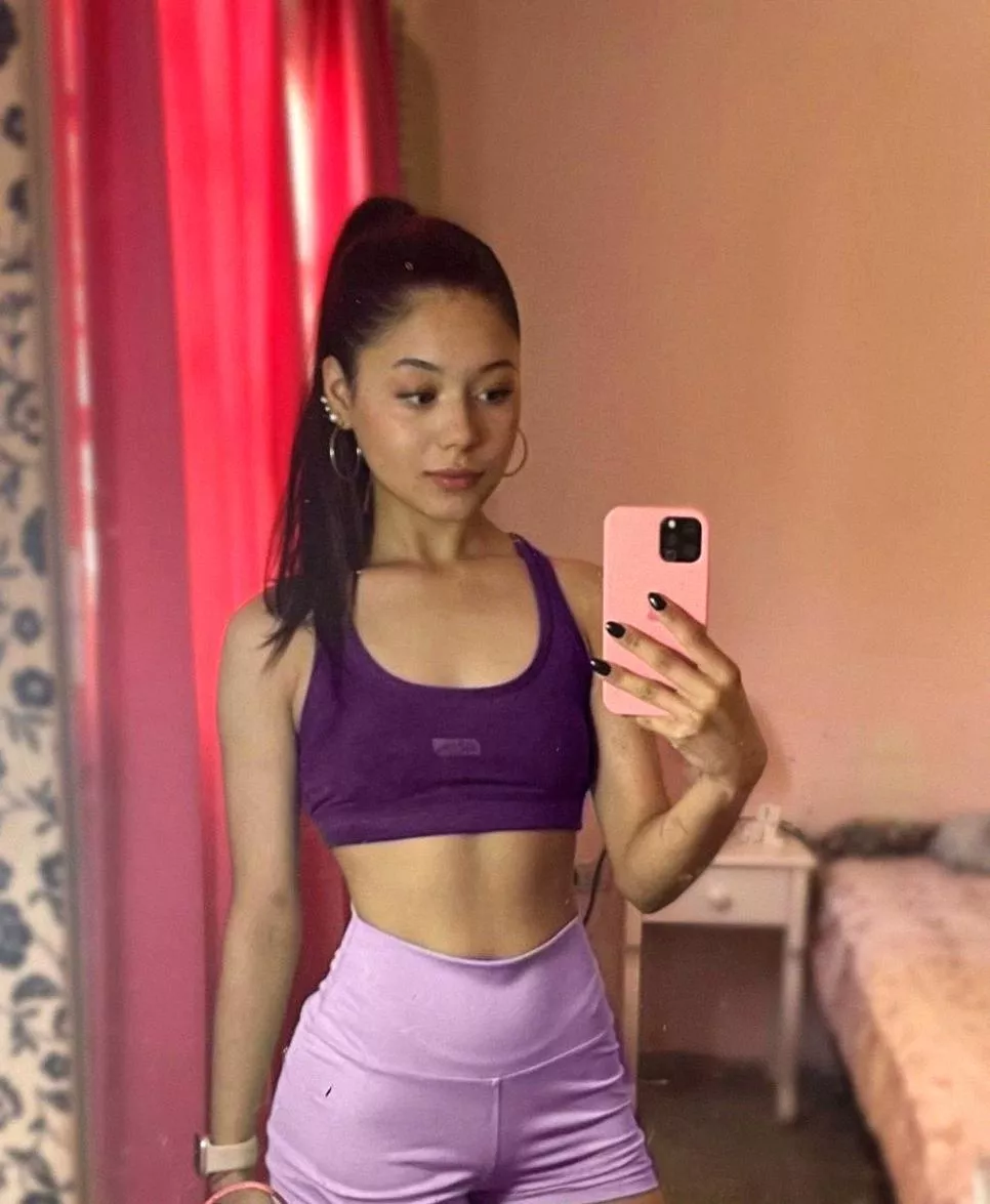 I love my croptop! posted by jawnjawnjawn2