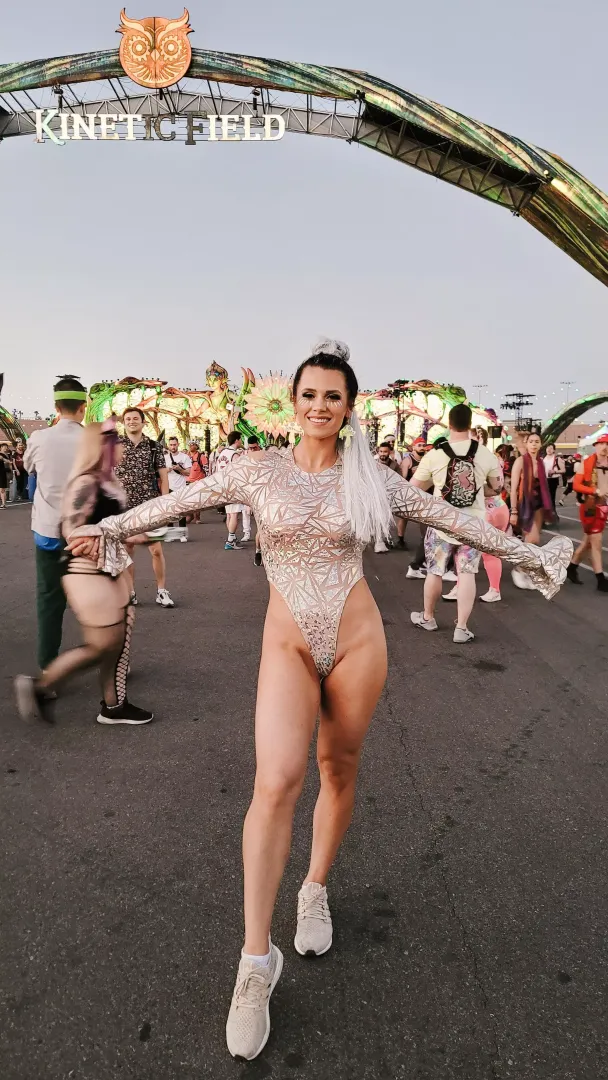 Meet me under the electric sky ;) posted by marciereeves