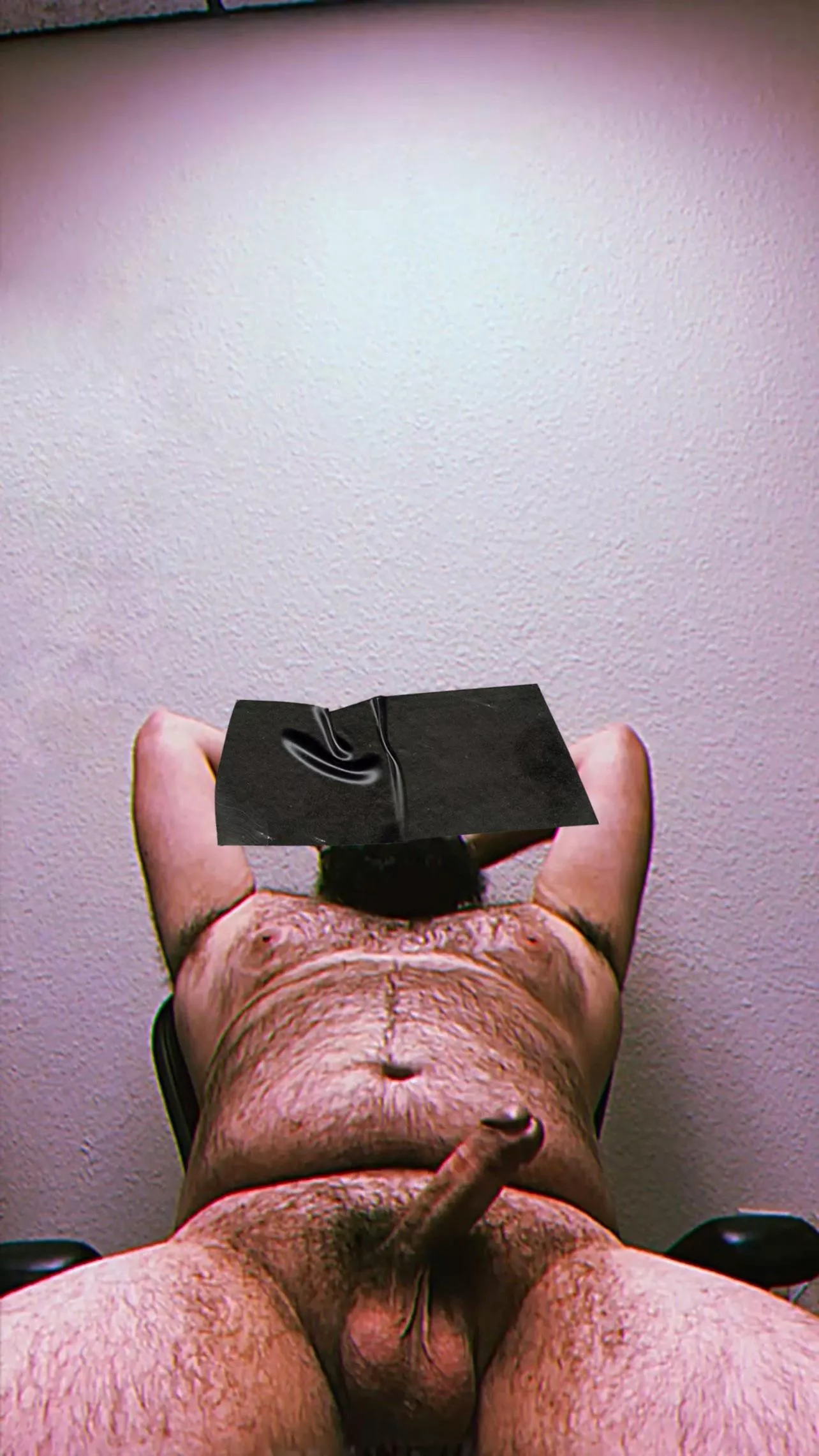 Need a hand.. posted by thecliche30