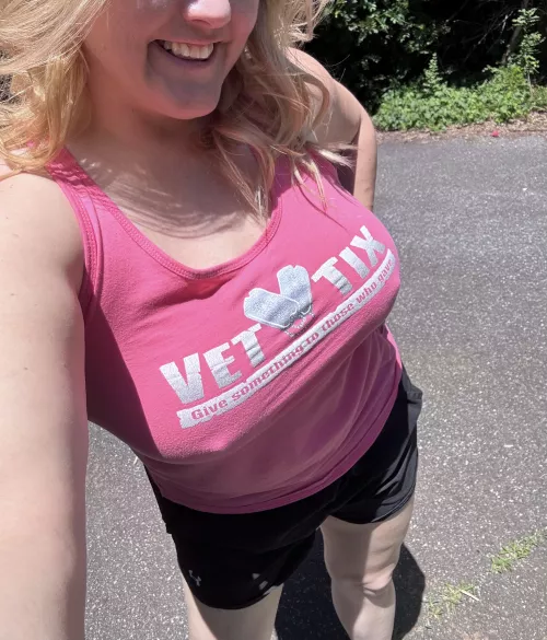 Sunshine and pokies out.  by Wobblin-Goblin