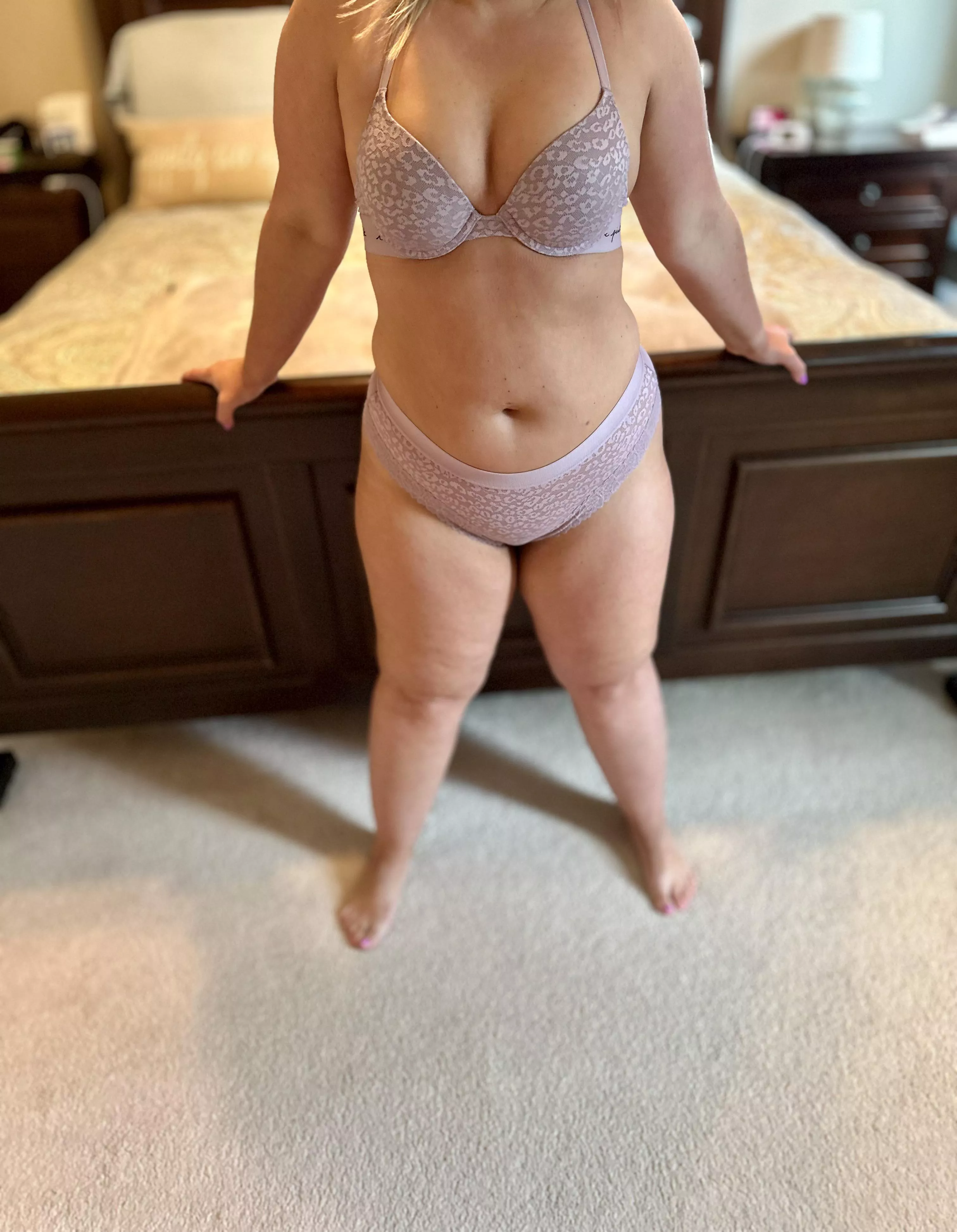 Who’s spending the day with me posted by naughtywife_26