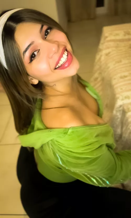 You behind that cute smile is some slutty intentions by That_Butterscotch988