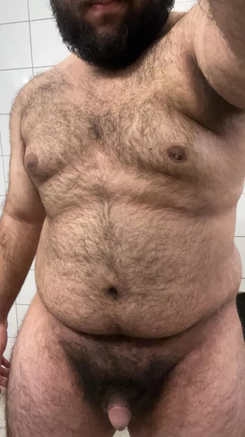 (21) kinda self conscious about my body by MelAelZel