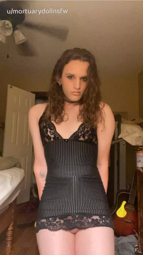 aw poor baby did you have a bad day? let mommy fuck you until you can’t think anymore by mortuarydollnsfw