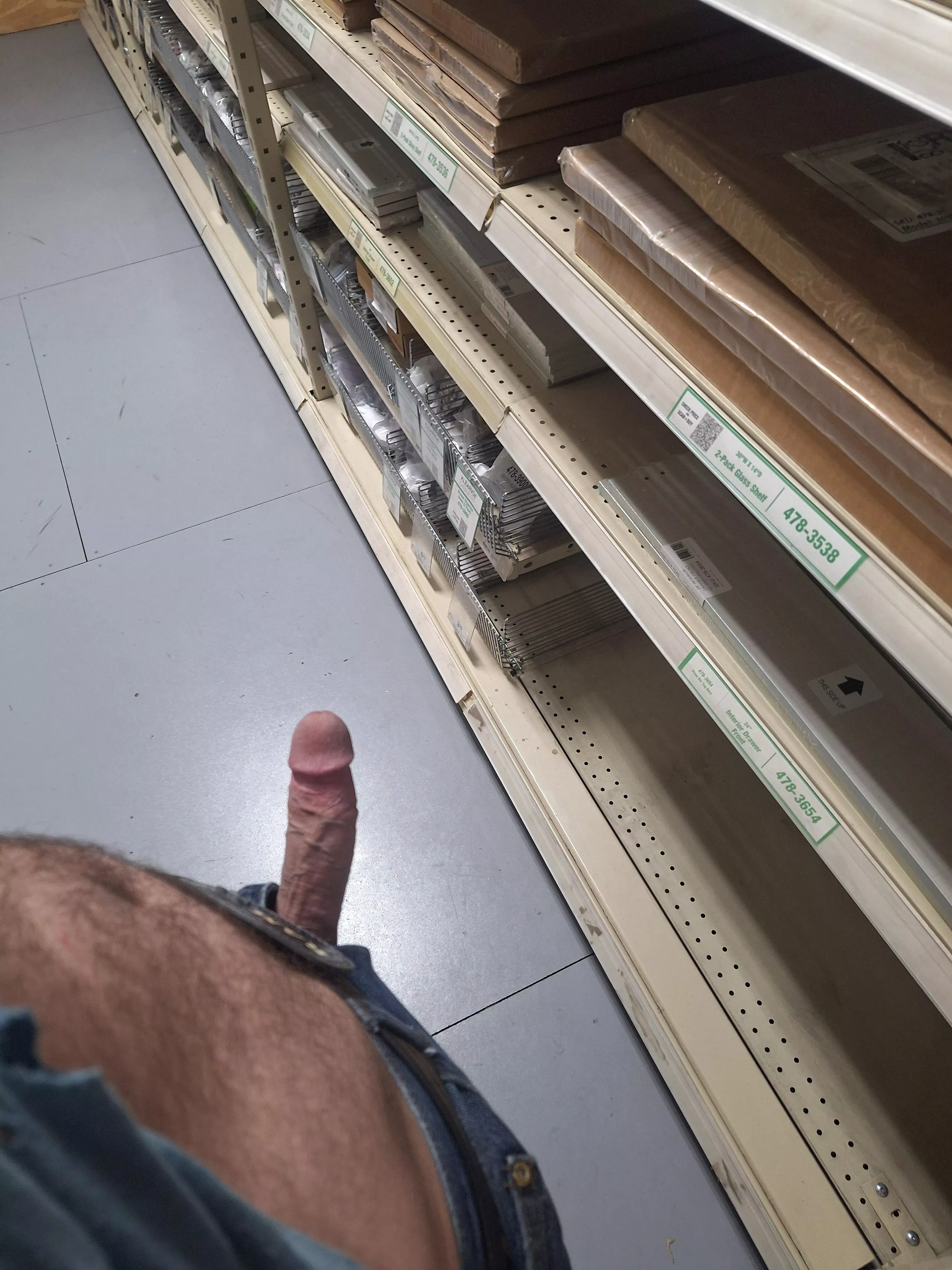 Couldn't help but stroke out a load in Menards. Northeast KS posted by kfella_12valve