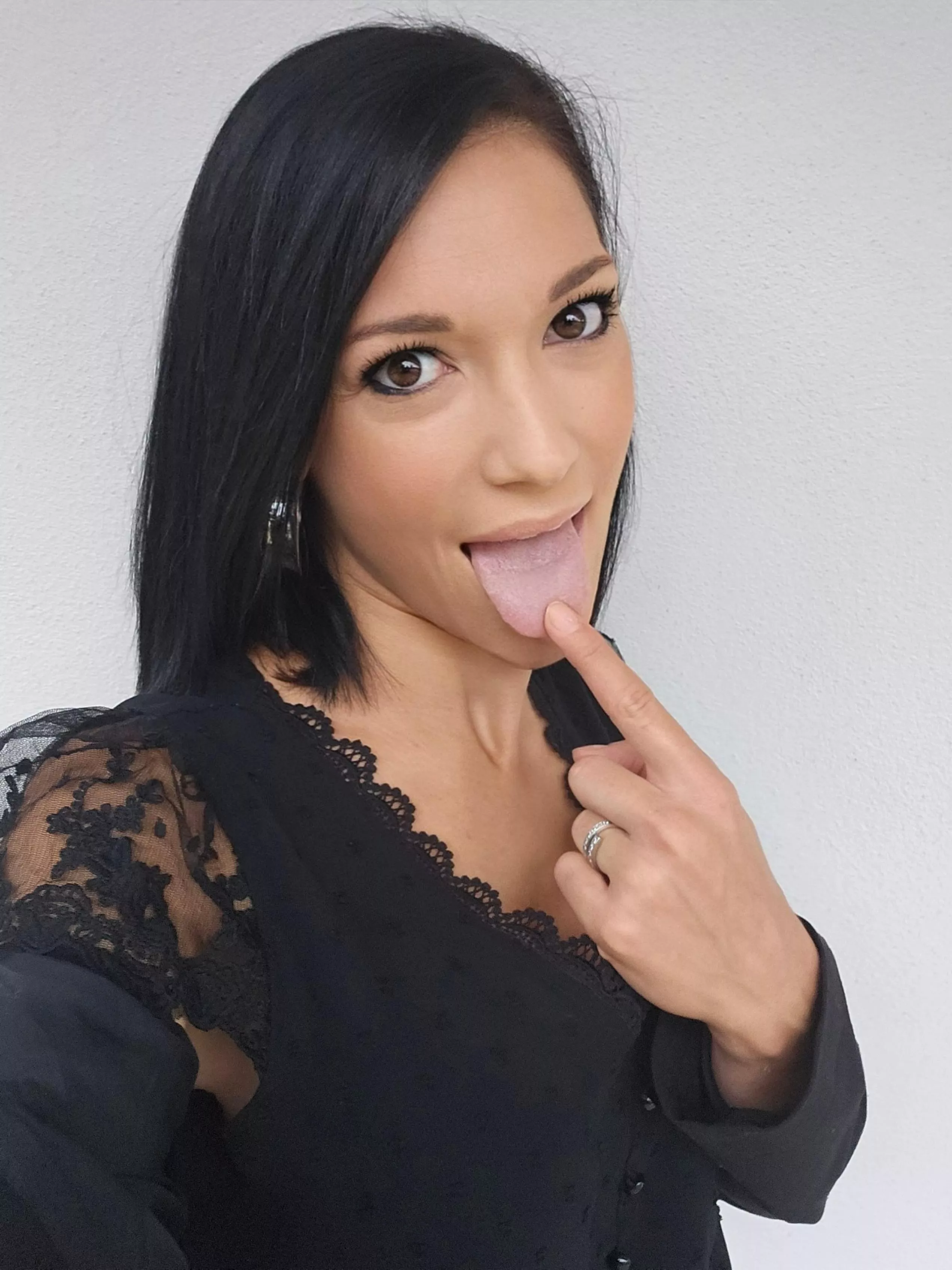 describe me with one word posted by Perla-Nurse