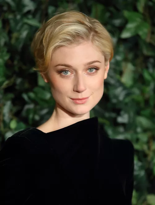 Elizabeth Debicki by CelebMaestro