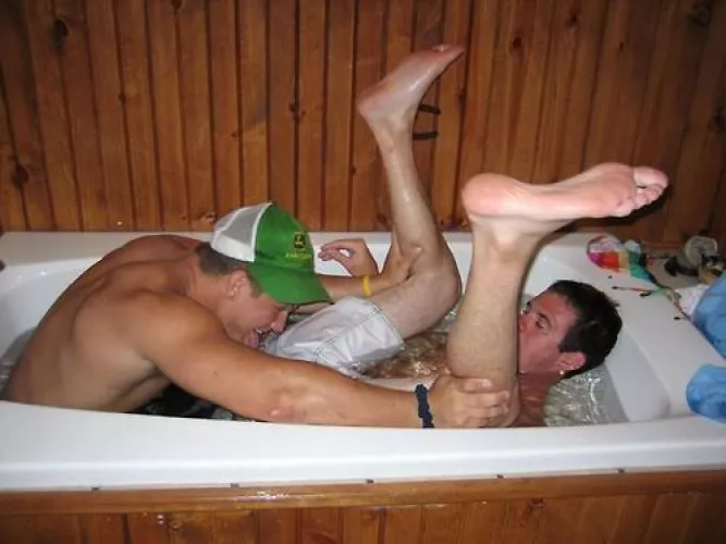 Fooling around in the tub by Primal_Mantis