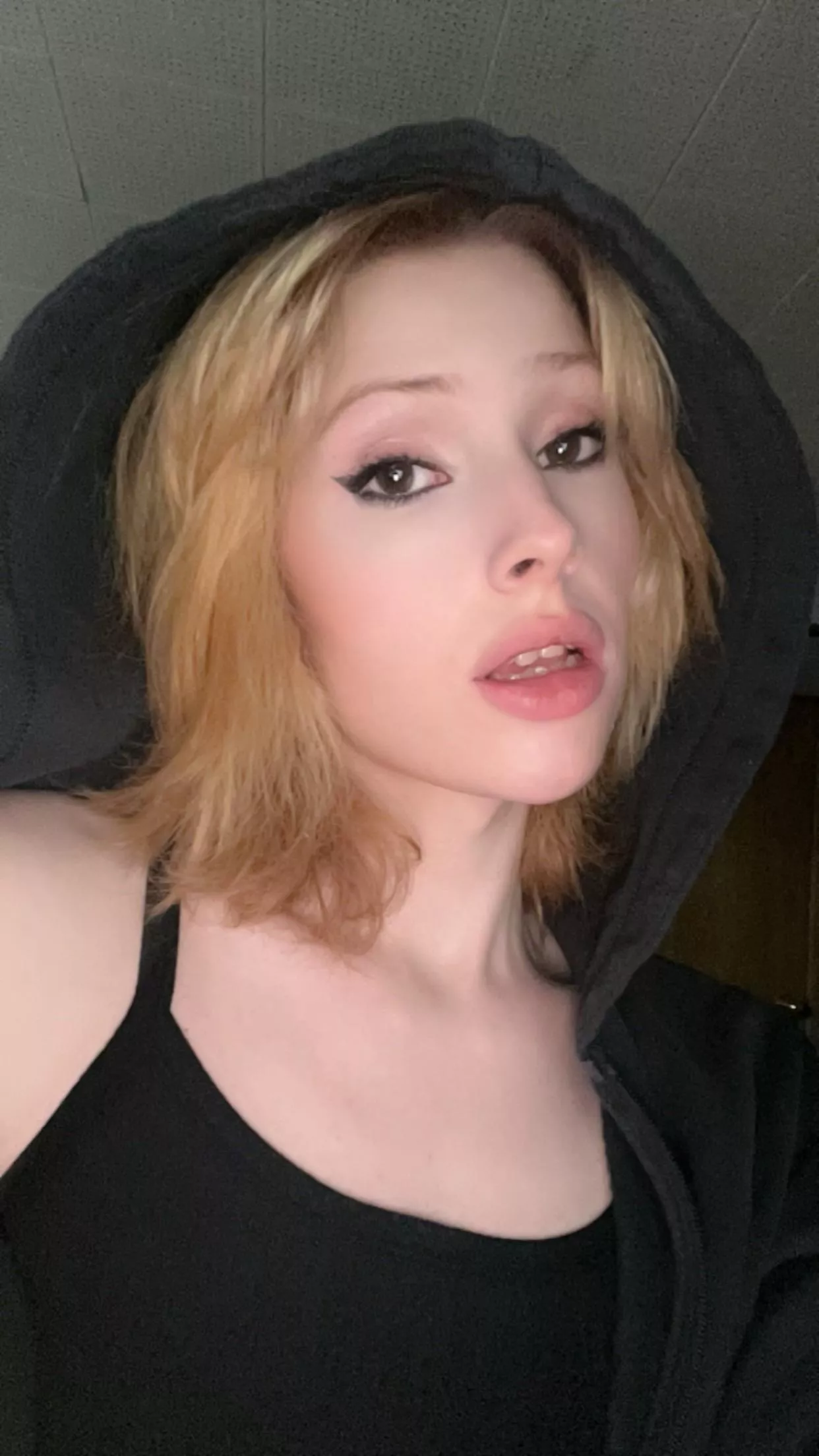 hi 💕 posted by xnanopopx