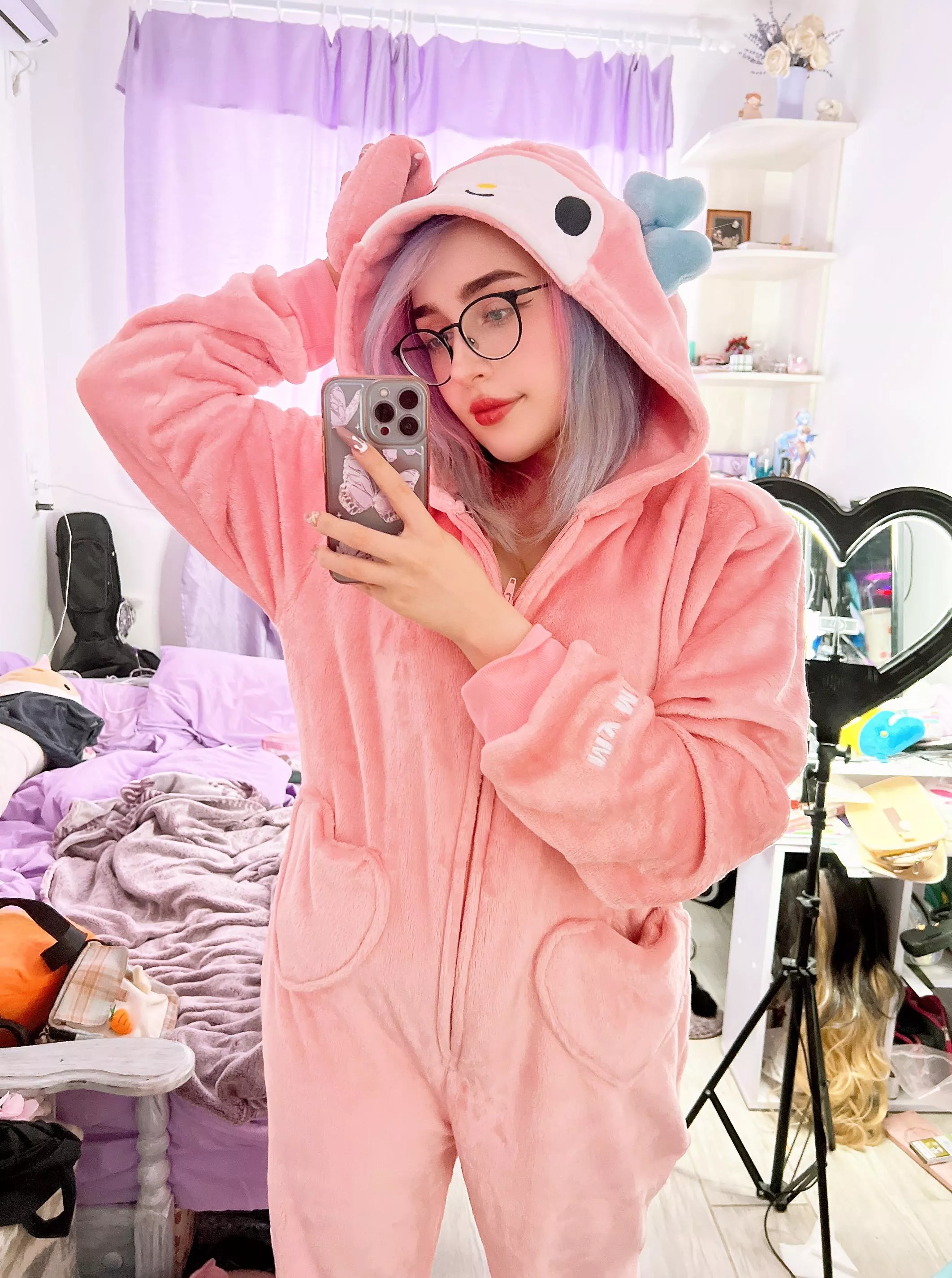 i always like to play with older men posted by LiteDW