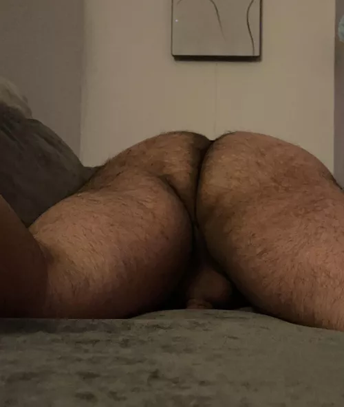 It jiggles when you slap it 🤭 by binoy2812