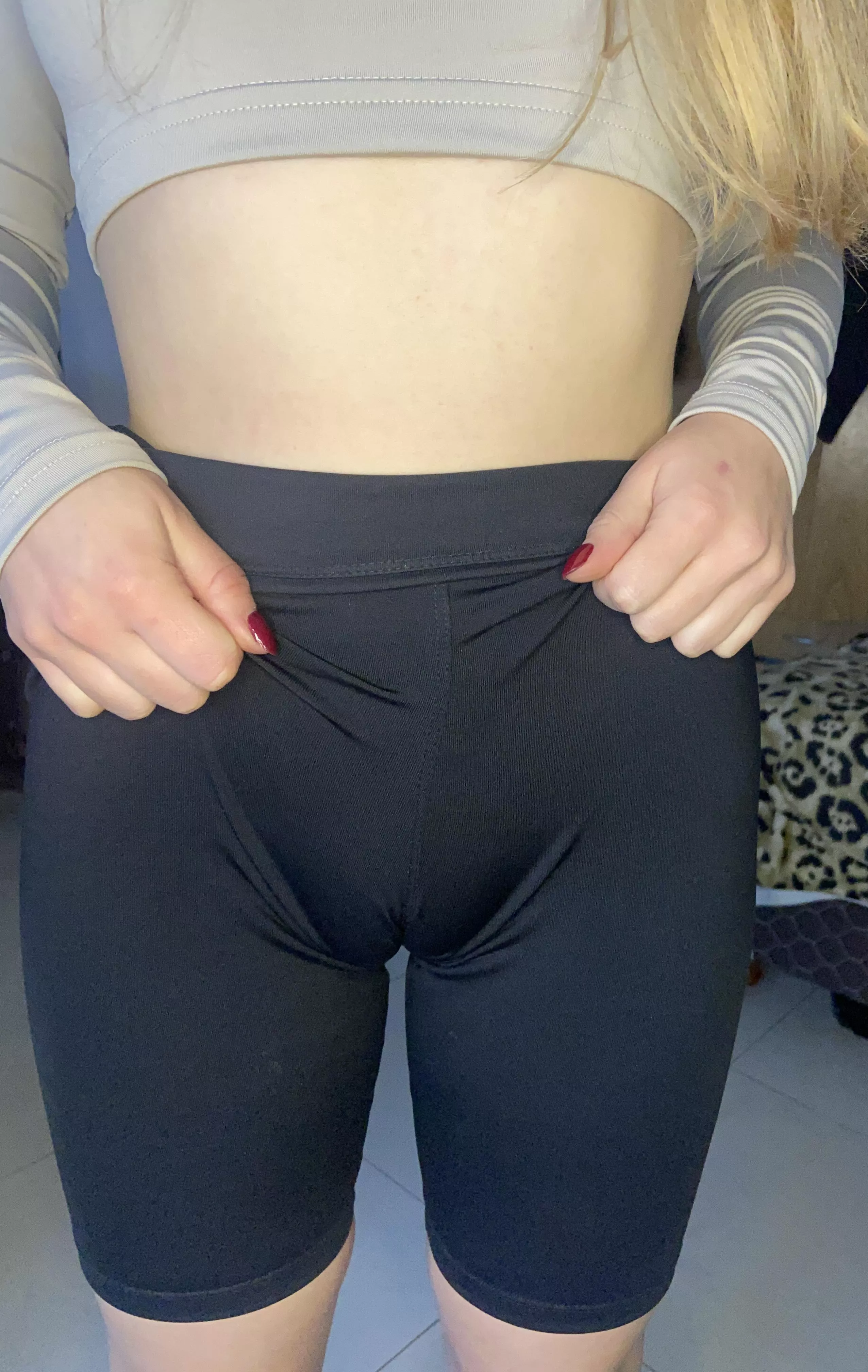 my petite body is craving for something big and long posted by Gisselle_Lueders