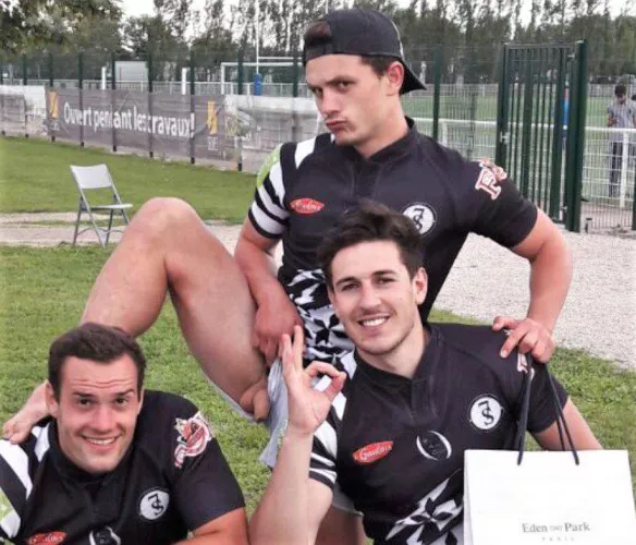 Peekaboo by Primal_Mantis