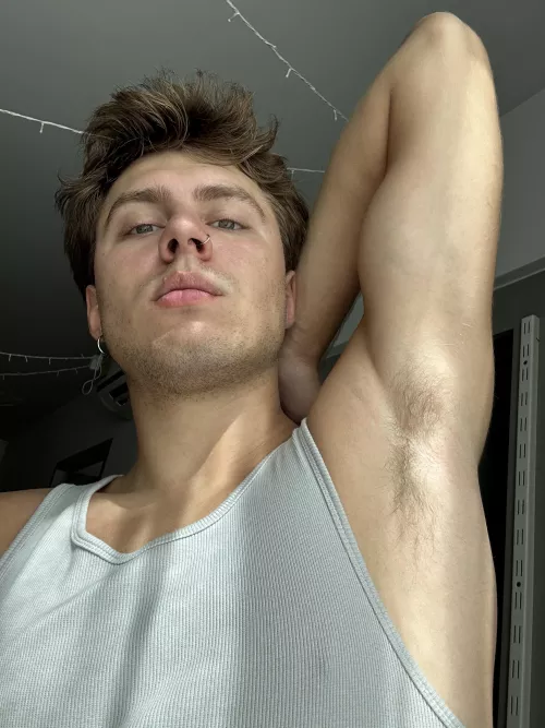 Who wants a sniff 👃🏼 by Maks______