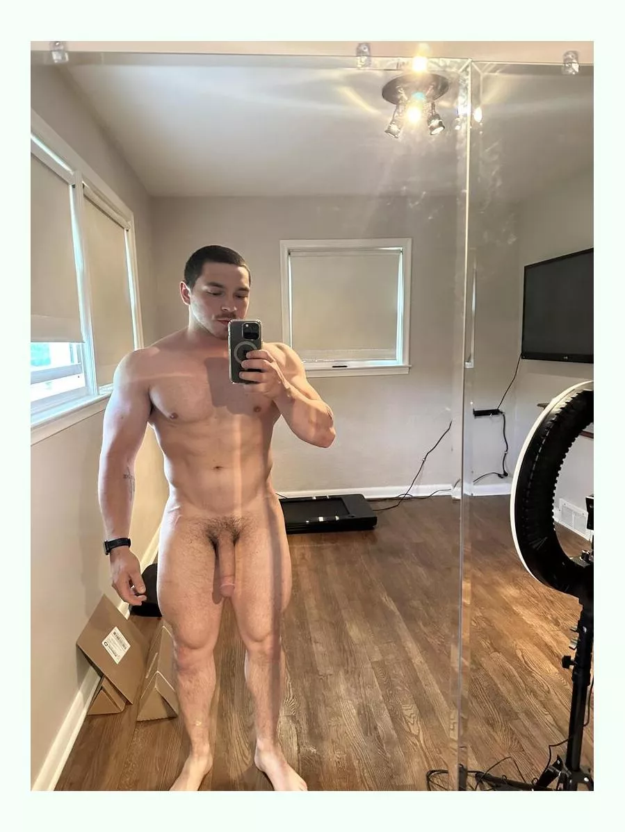 Anyone have a thing for bodybuolders? posted by Imaginary_Marzipan99