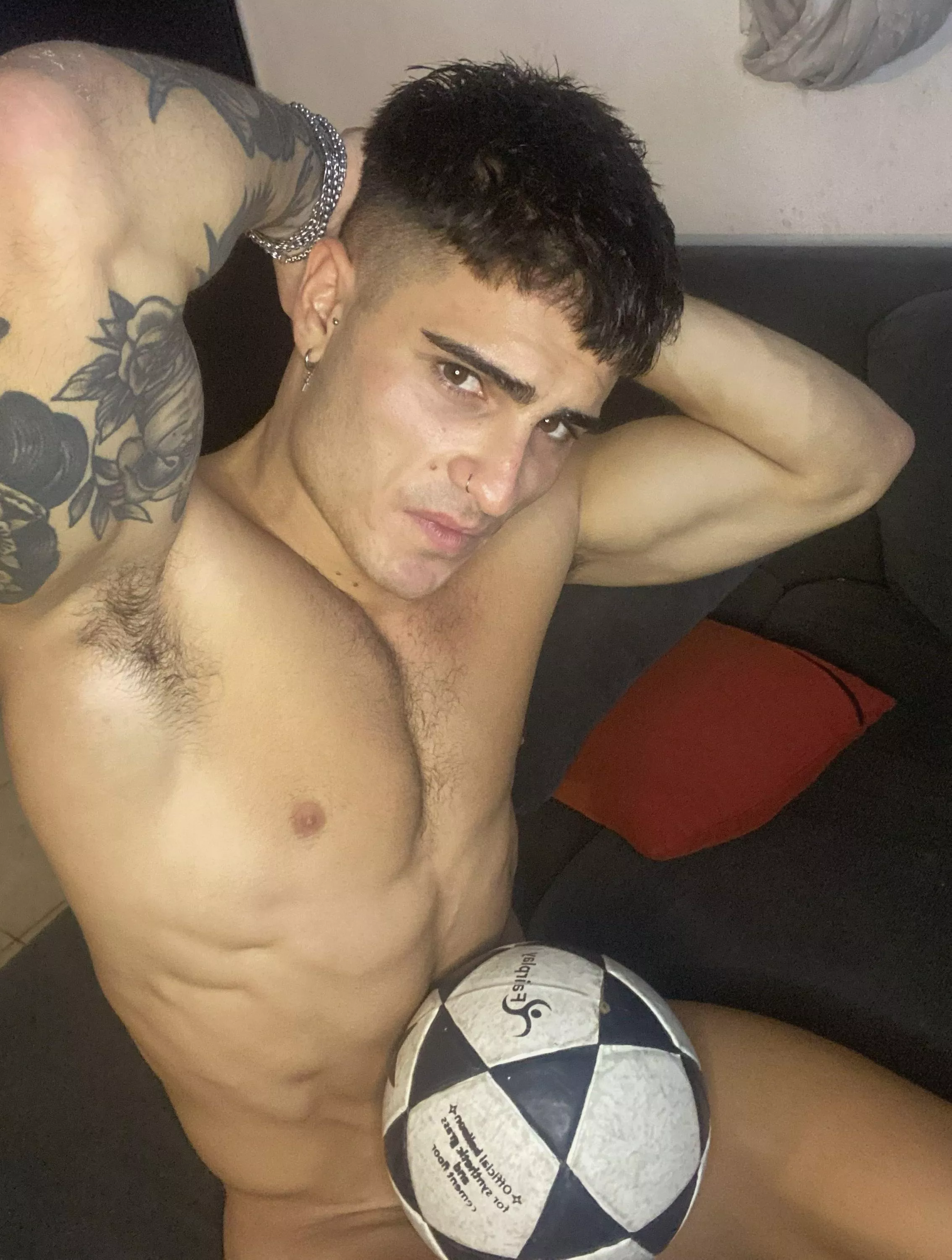 Can you handle the intensity of my post-match armpit musk? posted by OlieTheKing