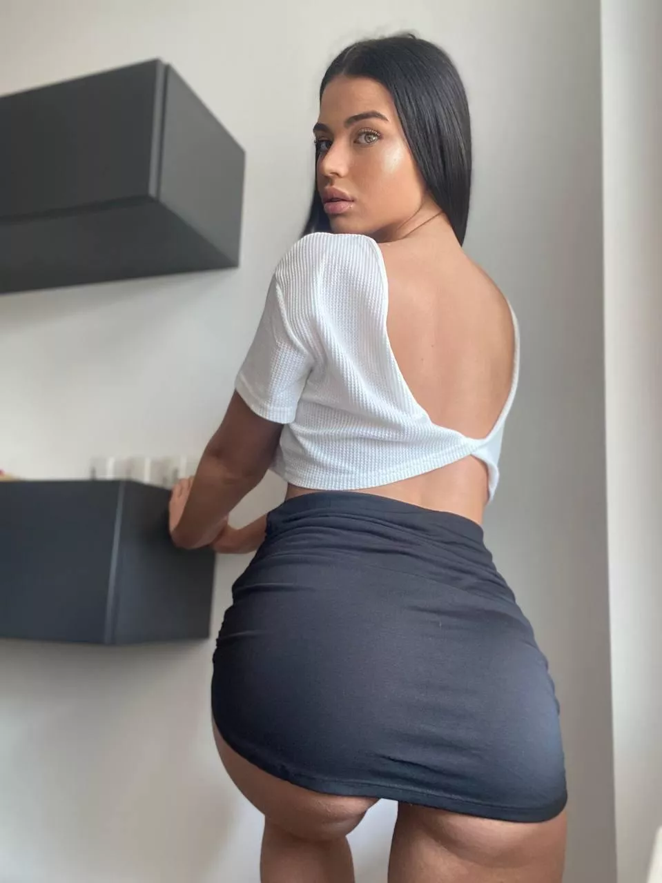 Do you like my cute skirt? posted by Awakamiq