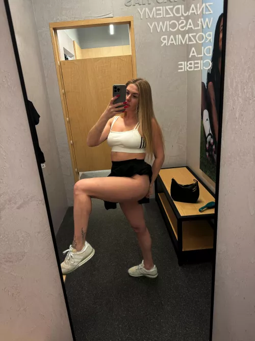 Just a selfie in the locker room by ReinhartBaby