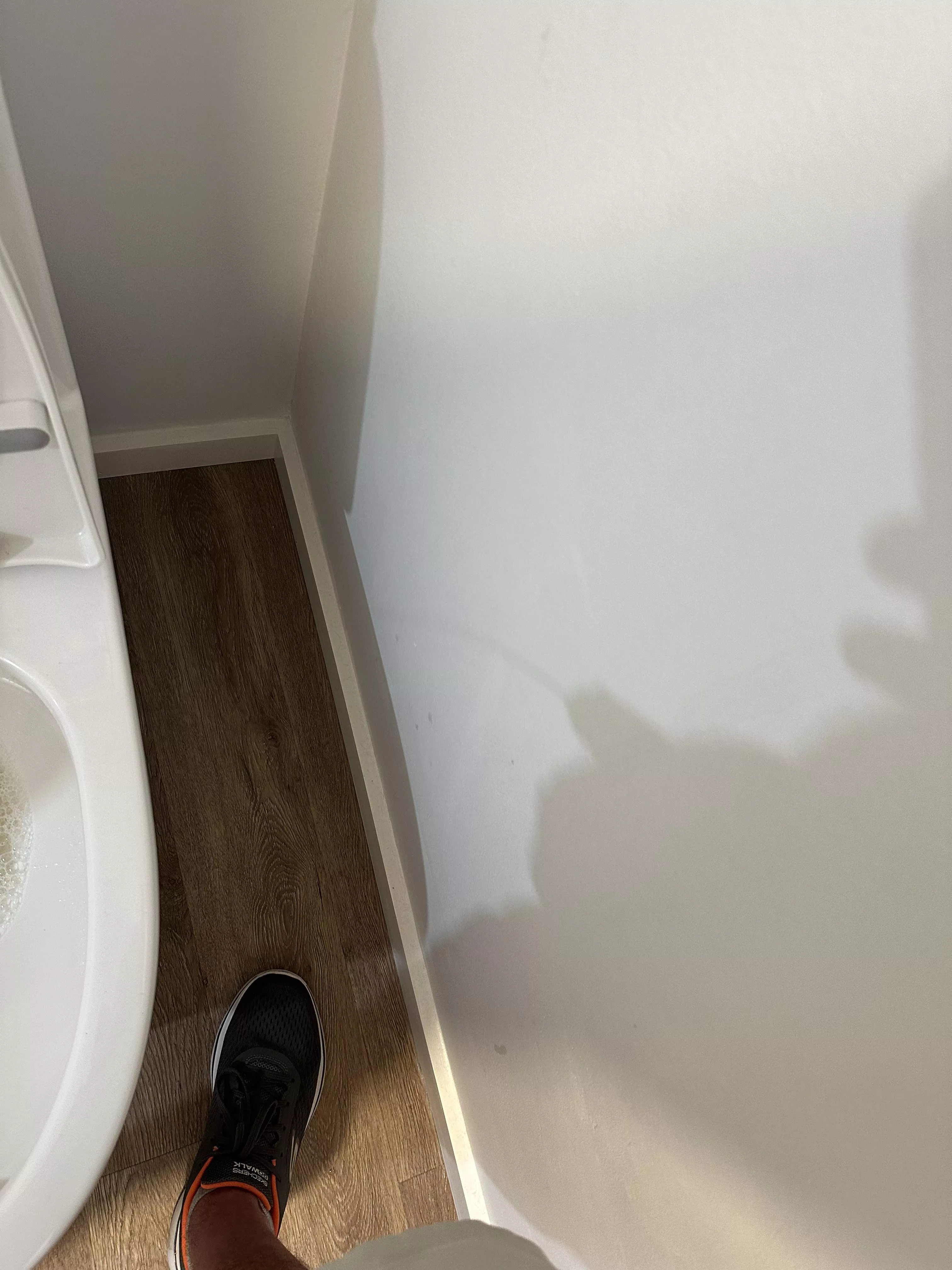 Pissing shadow posted by hairysoutherner