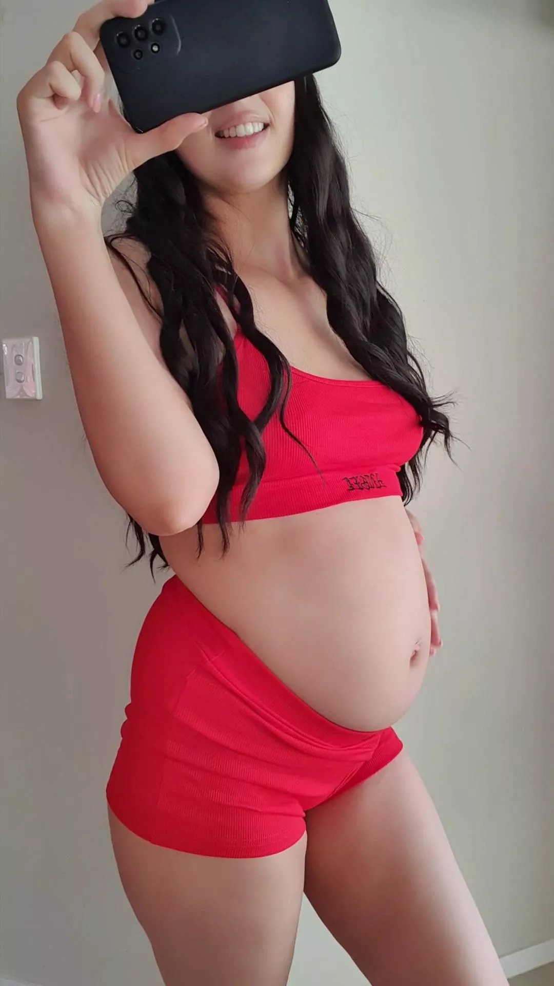 Pregnancy makes me more fun [f] posted by Madisonbell95