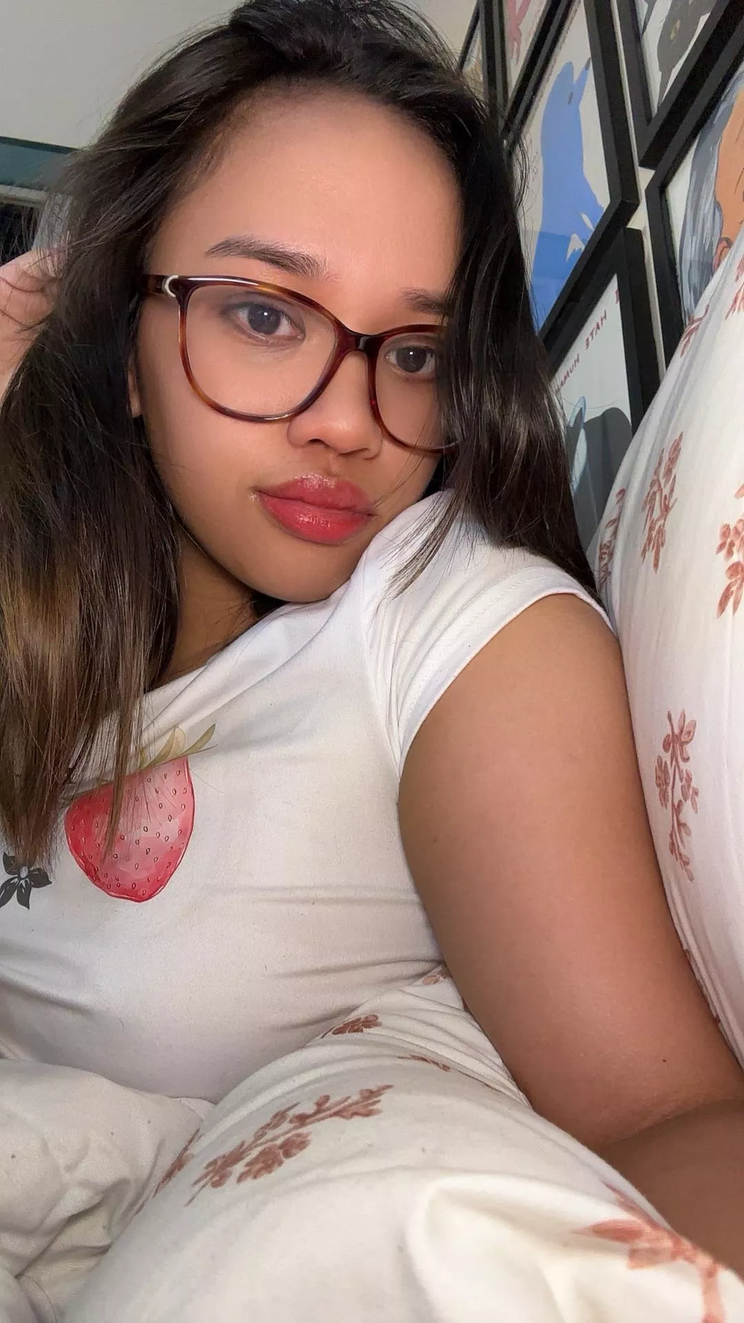 Selfie before I read my books posted by Worldly_Evidence_575