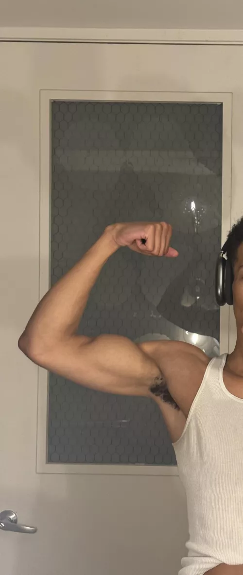 Wanna sniff? 🐽 by Which_Cucumber2448