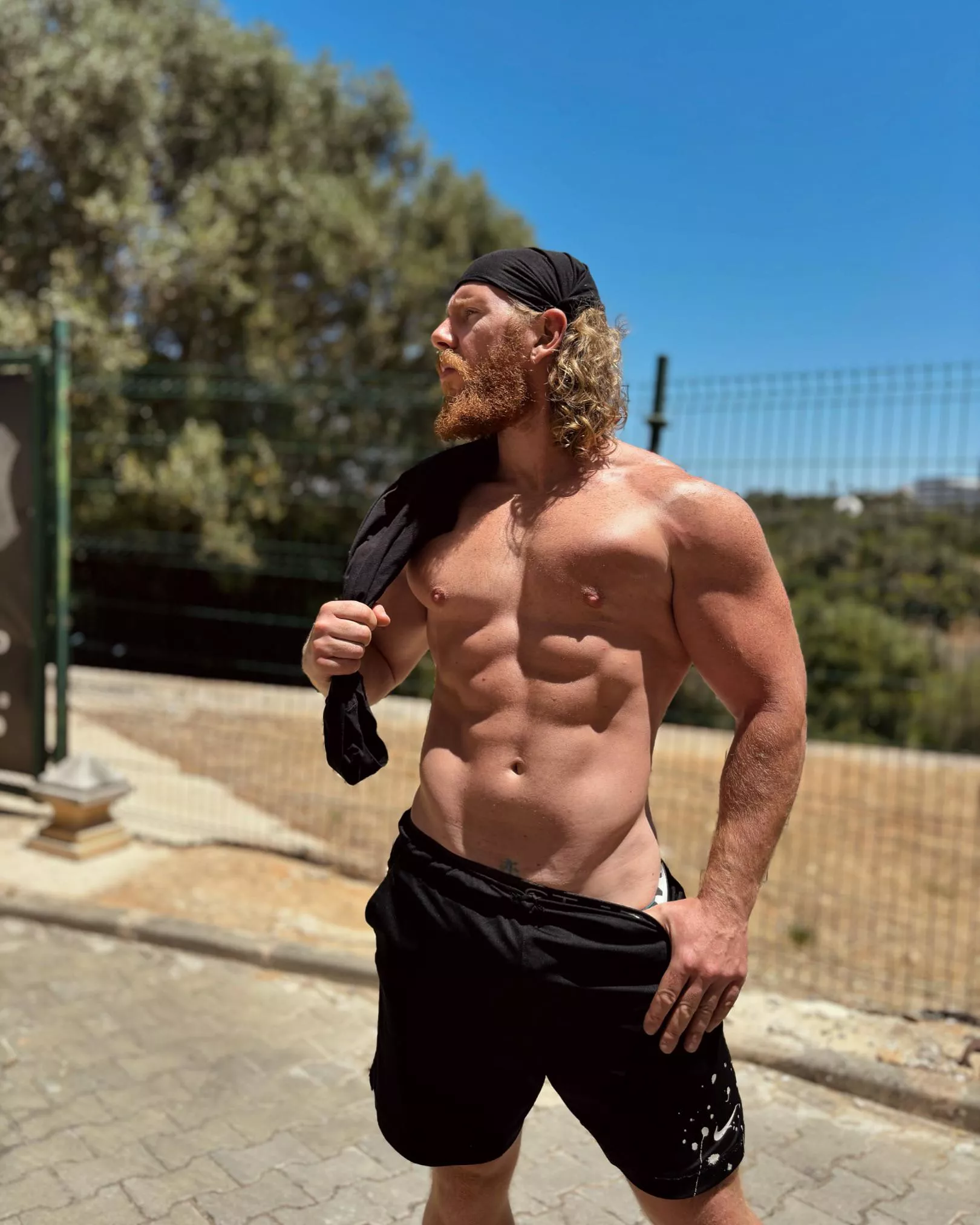 (30) wanna go on a long hike with Daddy? posted by Ok-Philosopher-9562