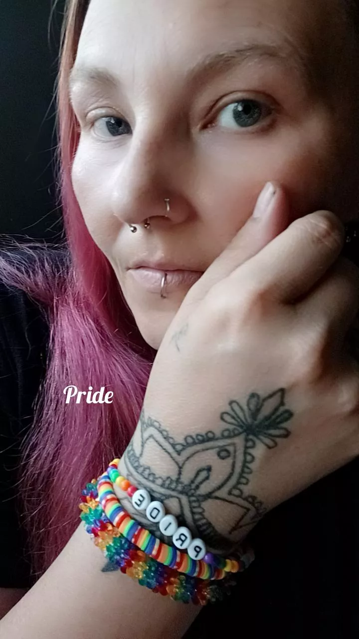 Happy Pride from this BBW  posted by Amethystrayne_22