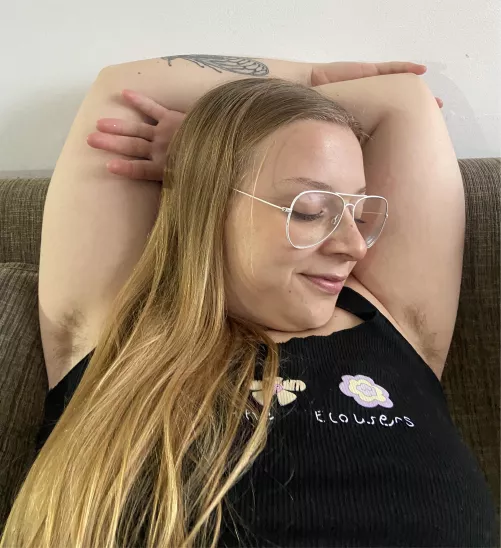 how do you think my armpits smell? by litaxspice