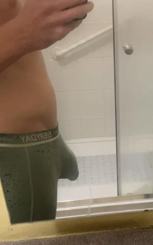 Imagine how big it is hard by deeogjsh