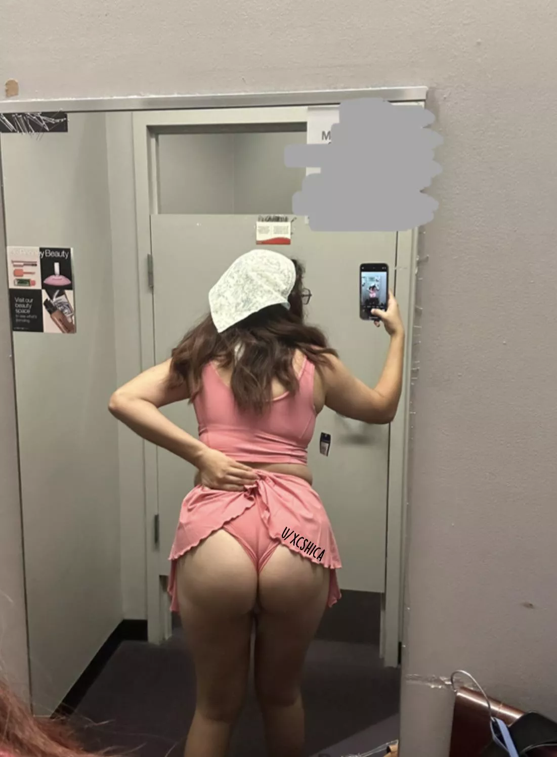 too revealing for normal wear🤔 posted by xcshica